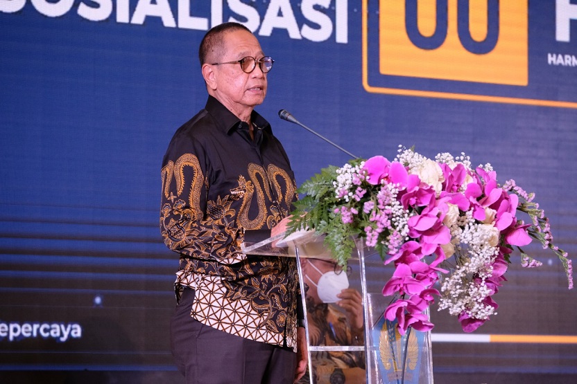 Ketua Komisi XI DPR-RI Dito Ganinduto menyampaikan materi