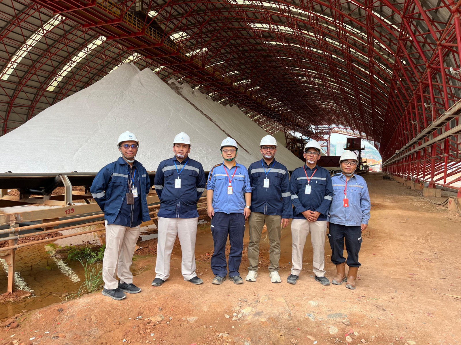 Account Representative of The Permanent Establishment and Expatriate Tax Office visited the SGAR Mempawah project.