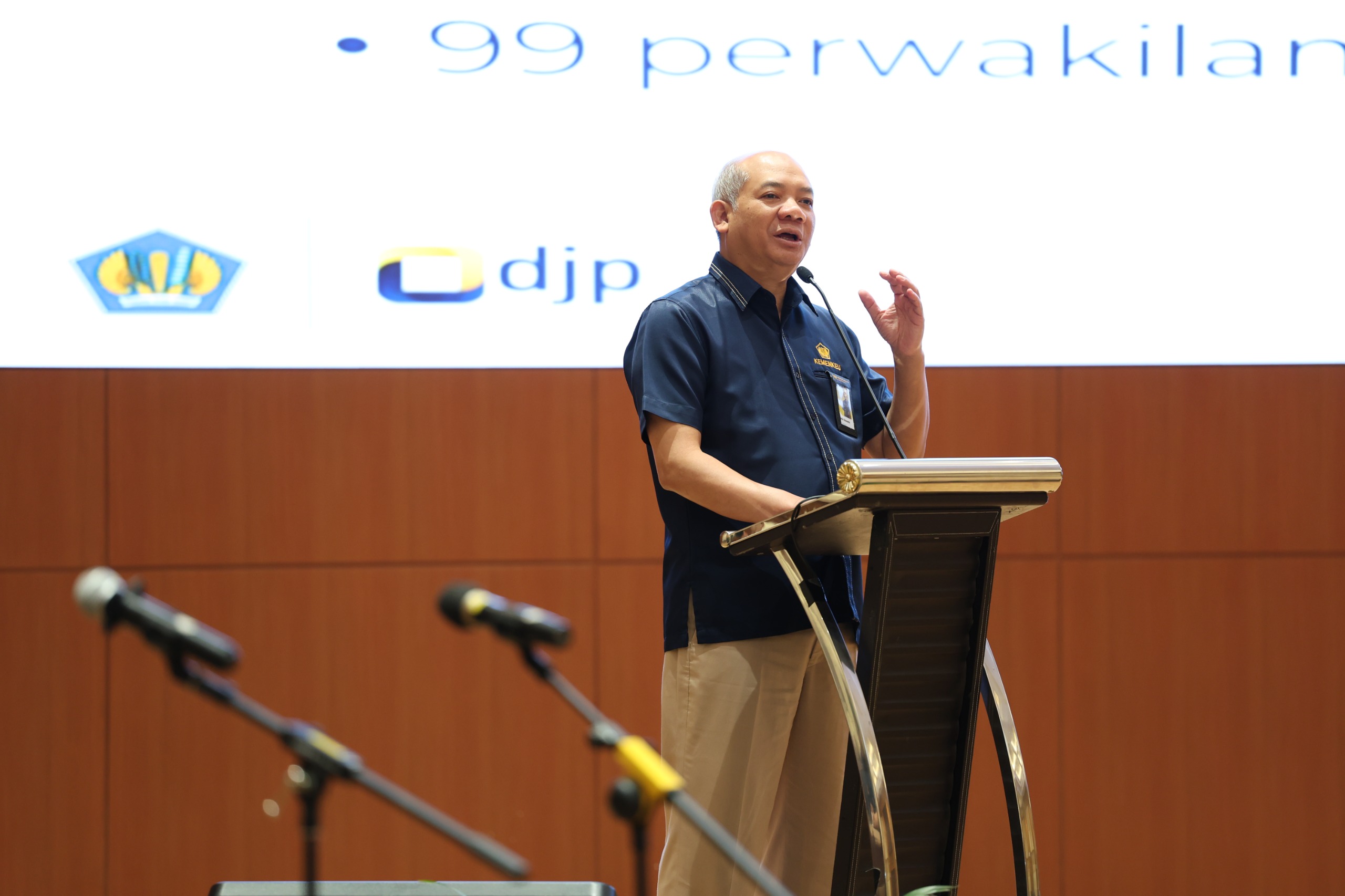 Belis Siswanto, Direktur Kepatuhan Internal dan Transformasi Sumber Daya Aparatur, memberikan sambutan.