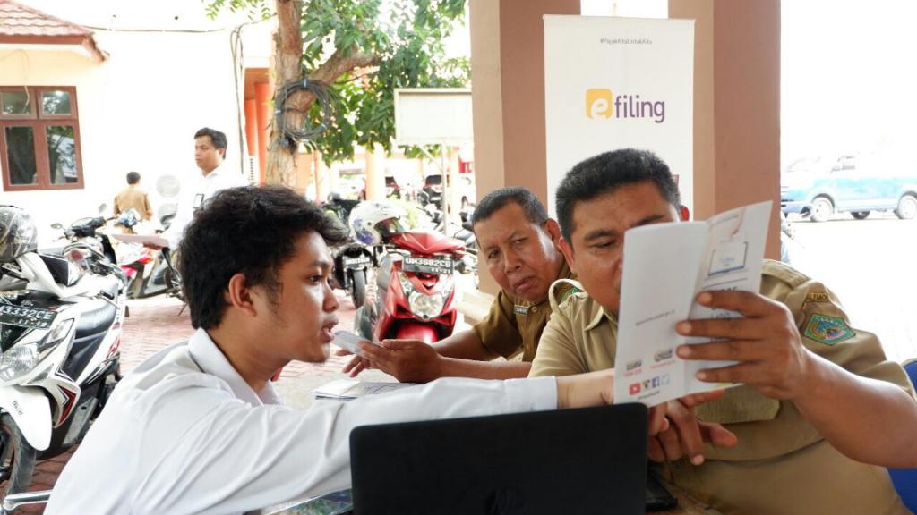 Wajib Pajak Berkonsultasi e-Filing