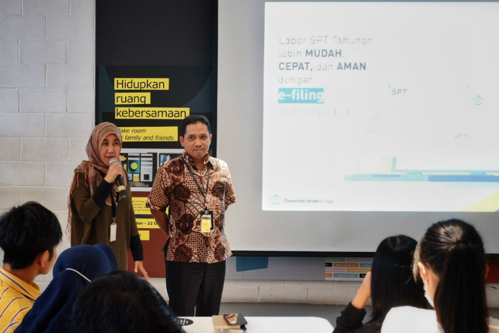 Pengarahan dari Kepala Seksi Ekstensifikasi dan Penyuluhan