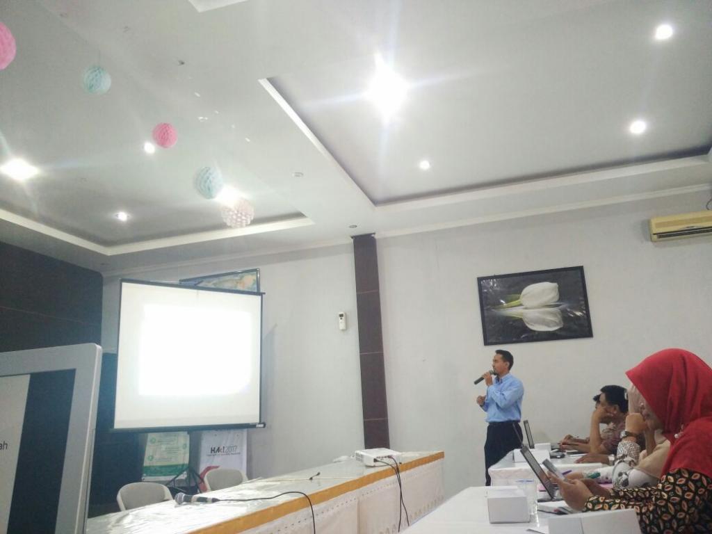 Al Farobi Berikan Materi Terkait perpajakan Koperasi