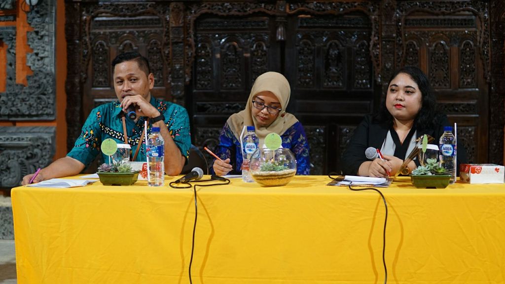 Sesi tanya jawab bersama Kepala Bidang P2Humas Riana Budiyanti dan Kepala Seksi Keberatan, Banding, dan Pengurangan II Noviardi Pujiananto