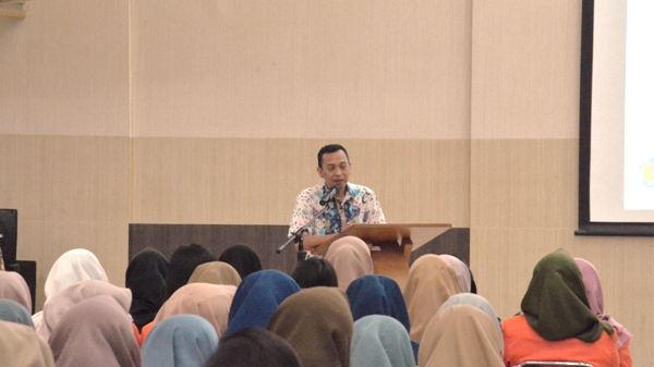 Sambutan Ketua Prodi Akuntansi Poltek Pos Indonesia, Y. Casmadi