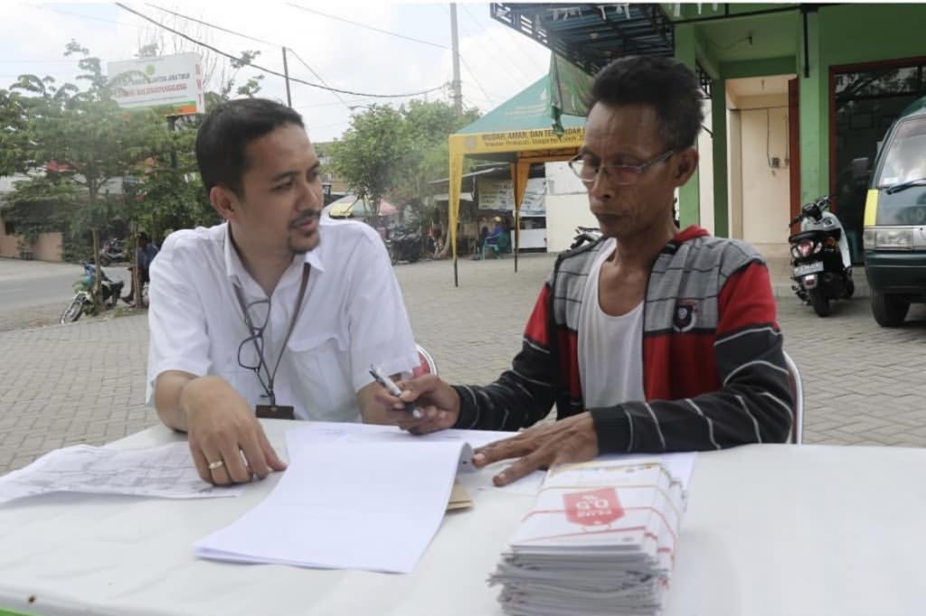 Suasana konsultasi perpajakan antara Wajib Pajak dan Account Representative.