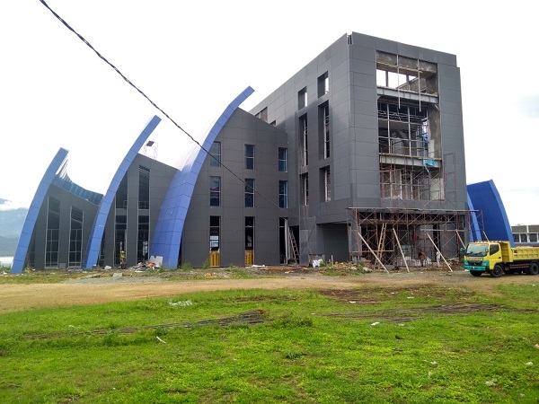 Tampak depan GKN dalam proses pembangunan