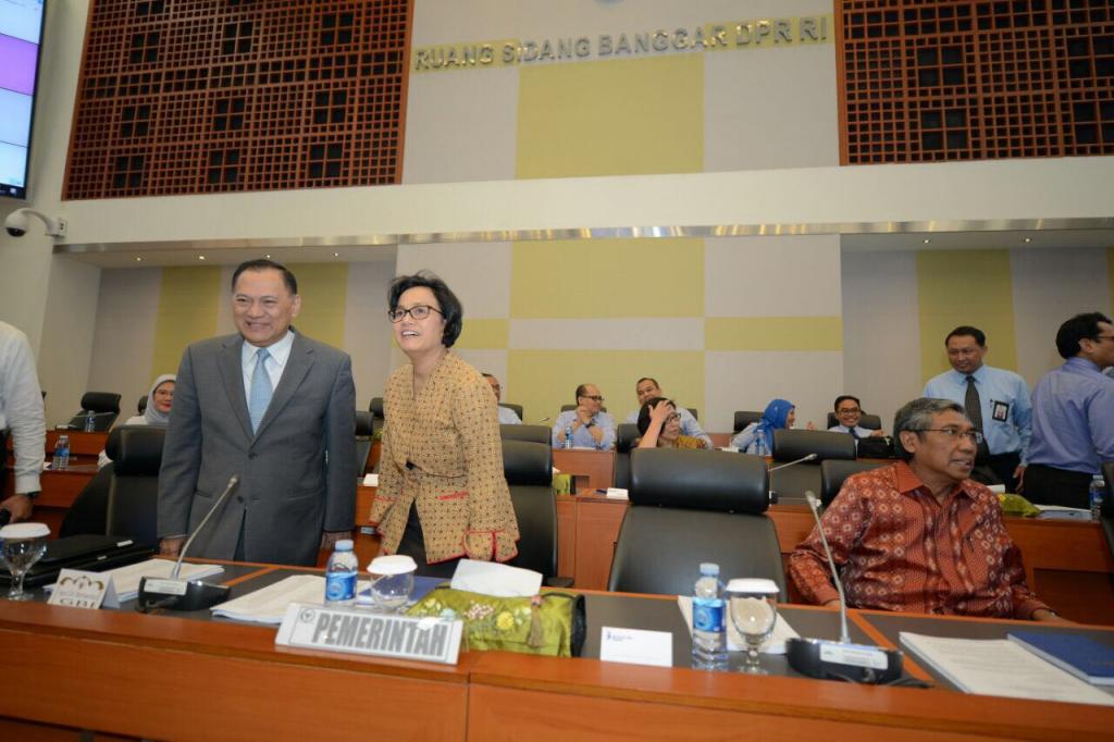 Gubernur Bank Indonesia Agus Martowardojo, Menteri Keuangan Sri Mulyani Indrawati, dan Wakil Menteri Keuangan Mardiasmo dalam rapat Banggar DPR RI.