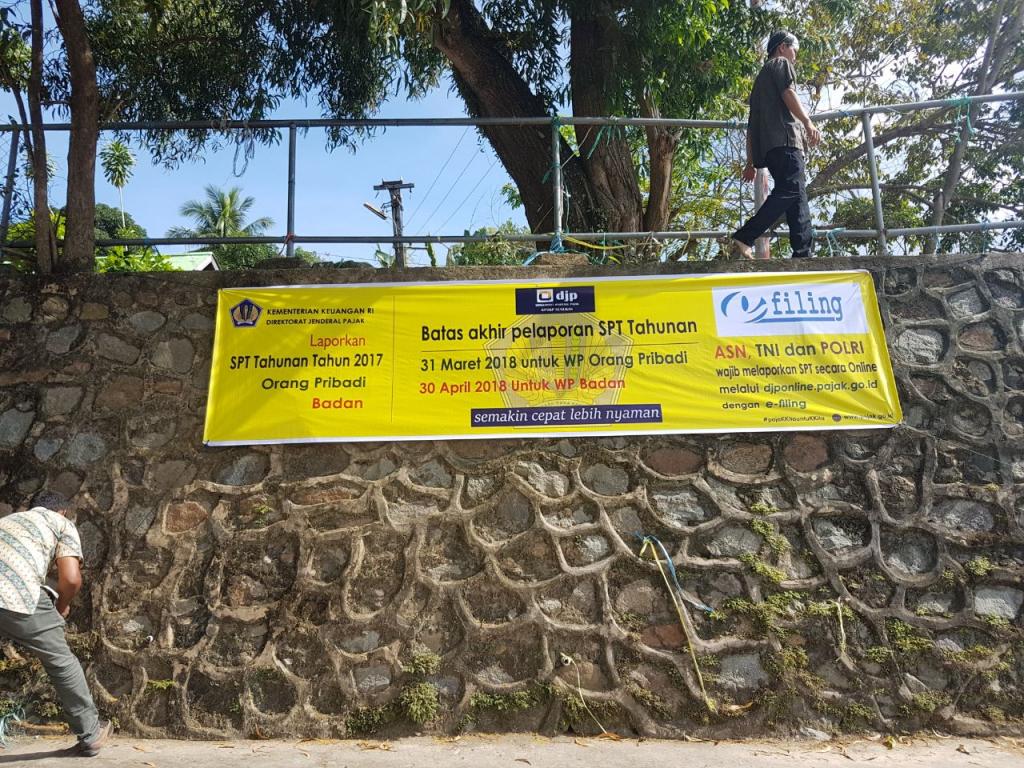 spanduk yang telah terpasang pada tempat strategis di Kota Nunukan