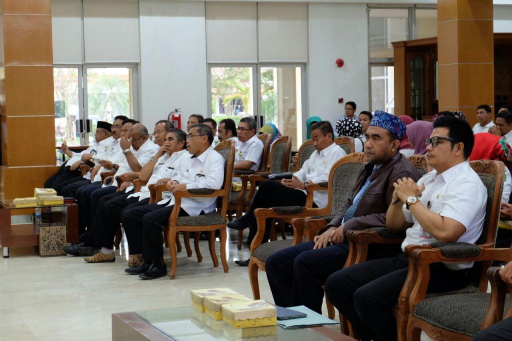 Suasana pelaksanaan acara MoU di Gedung Serbaguna Bupati Kutai Kartanegara.