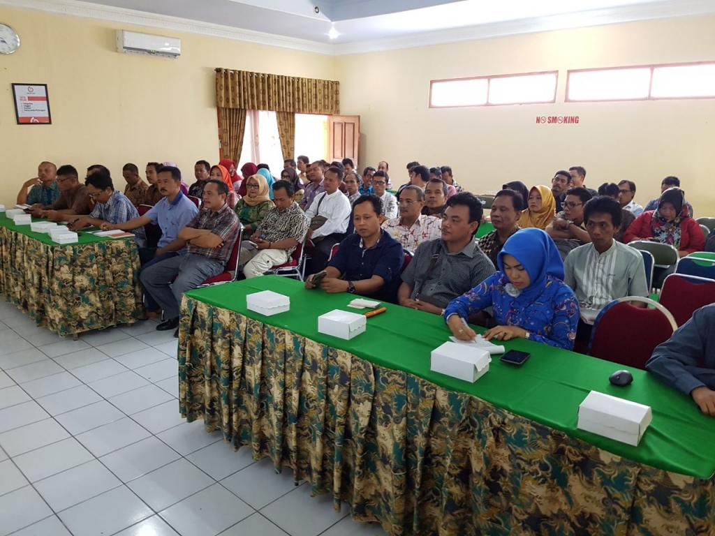 Acara diikuti pegawai Kantor KPH dan perwakilan tim lapangan