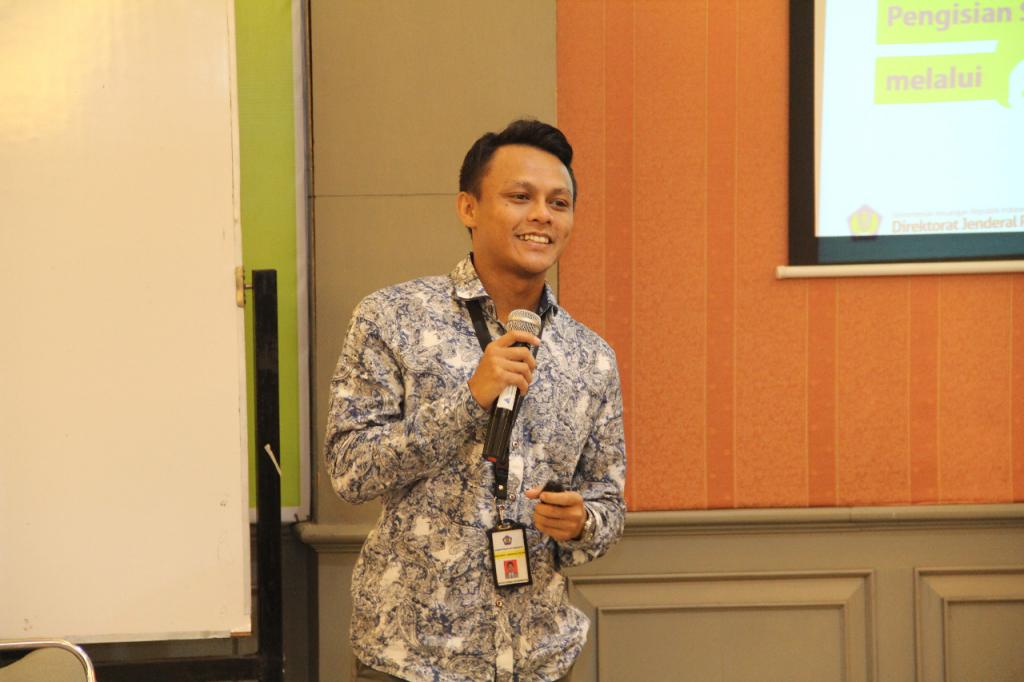 Paparan materi dari tim penyuluh