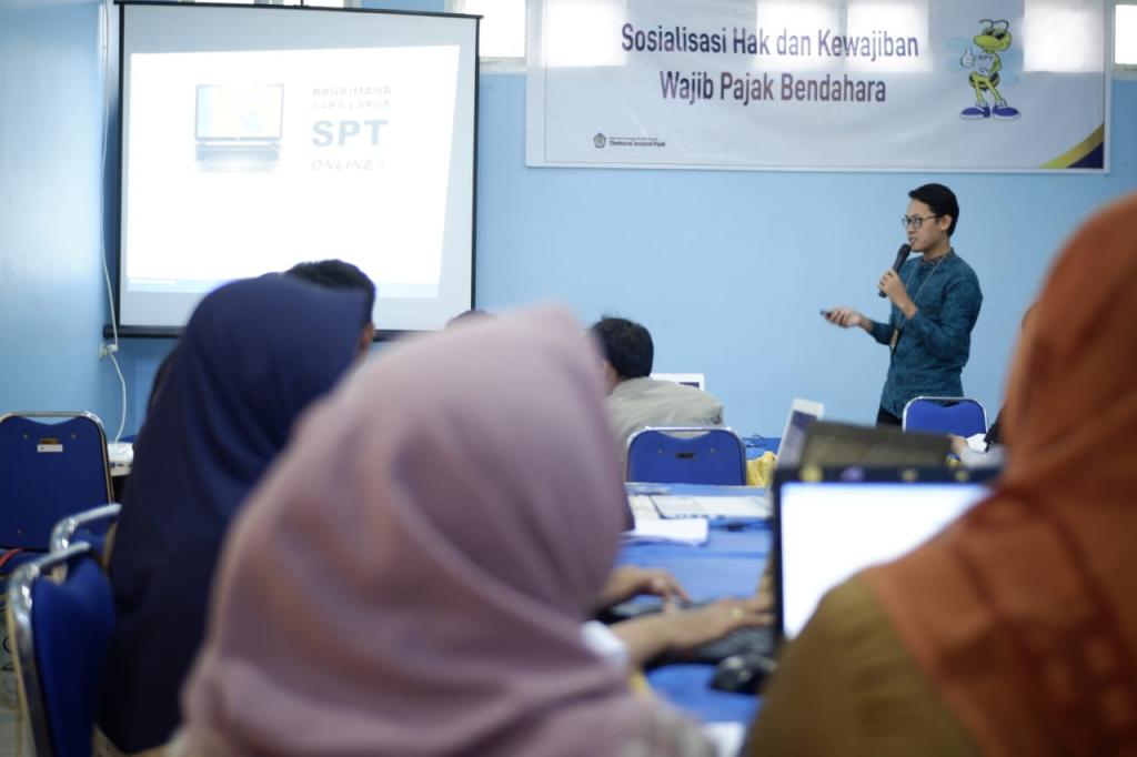 Suasana saat pemaparan materi