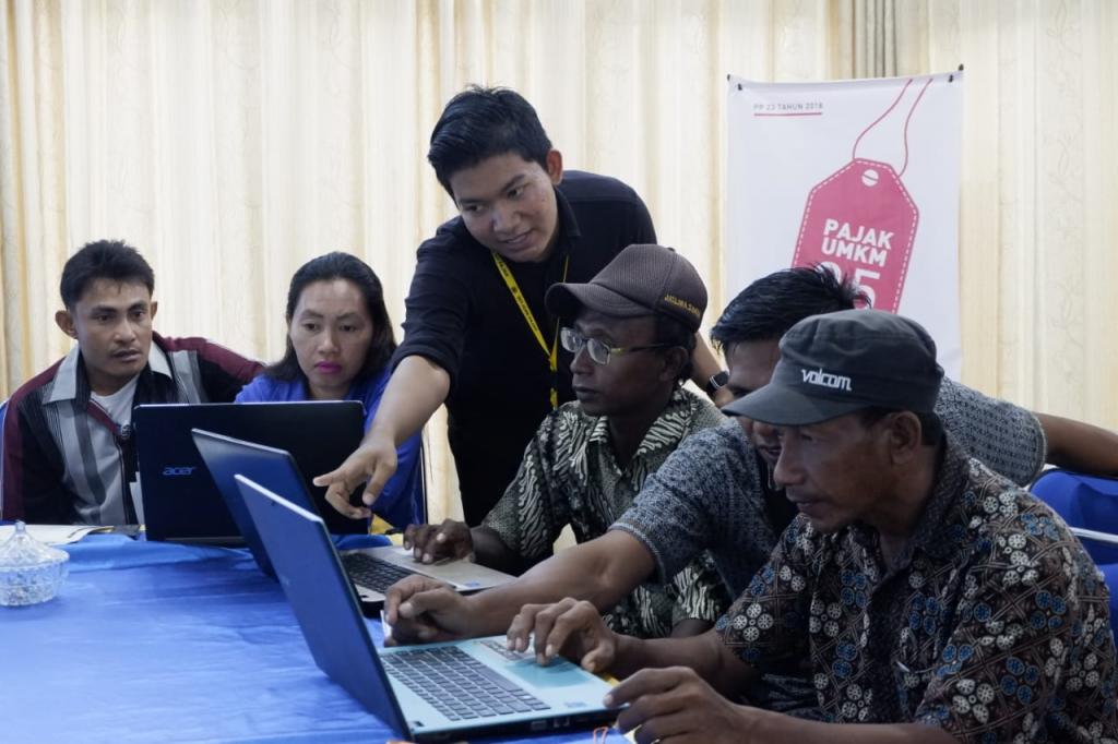 Memberikan penjelasan kepada Wajib Pajak