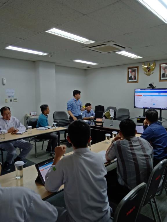 Suasana saat simulasi pengisian SPT via e-Filing sedang berlangsung
