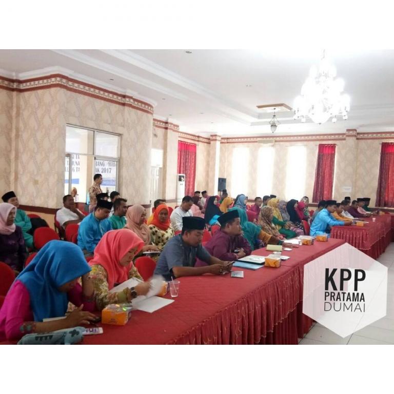 Bendahara OPD Pemkab Rohil sebagai peserta acara kegiatan edukasi