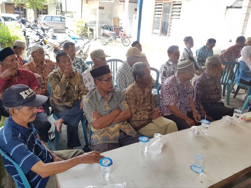 Sebanyak 40 anggota PWRI Tambakrejo mengikuti acara pengisian SPT Tahunan PPh OP bersama