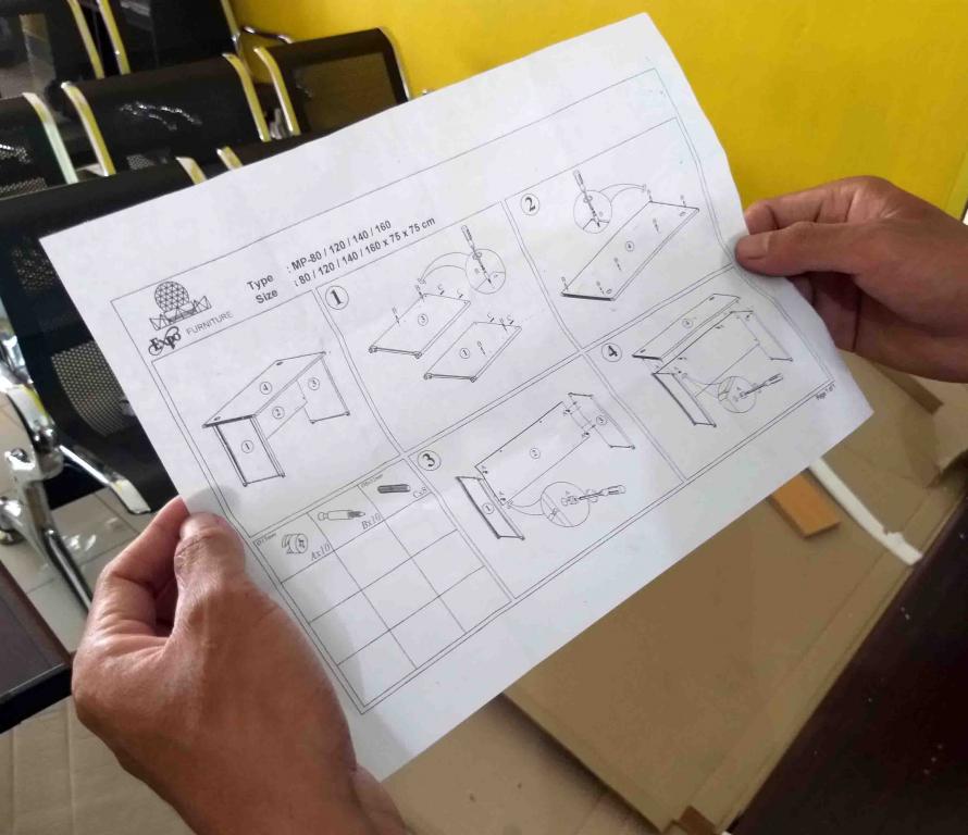 Kertas Panduan Perakitan Meja