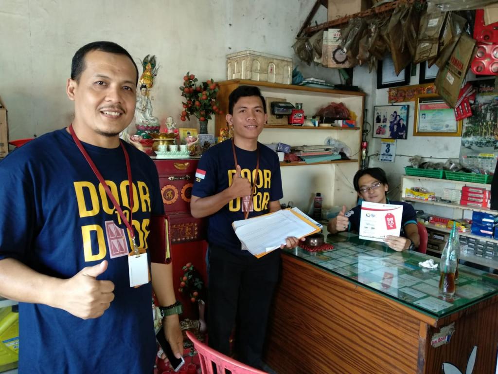 Pendataan pedagang di seputaran Jalan Sutrisno yang sebagian besar melakukan usaha penjualan suku cadang kendaraan bermotor.