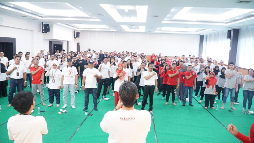 Seluruh Peserta Melakukan Jargon Reformasi Pajak