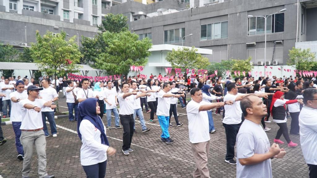 Senam Pagi Bersama Seluruh Peserta