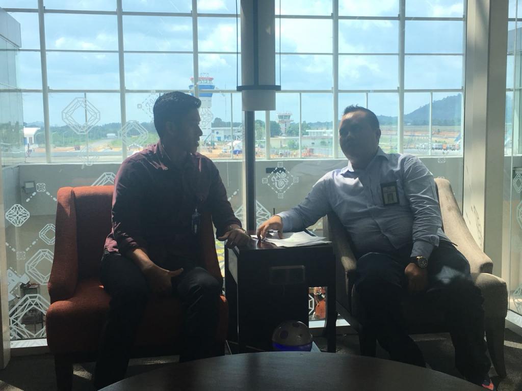 Koordinasi dengan Angkasa Pura sebelum kegiatan dimulai.