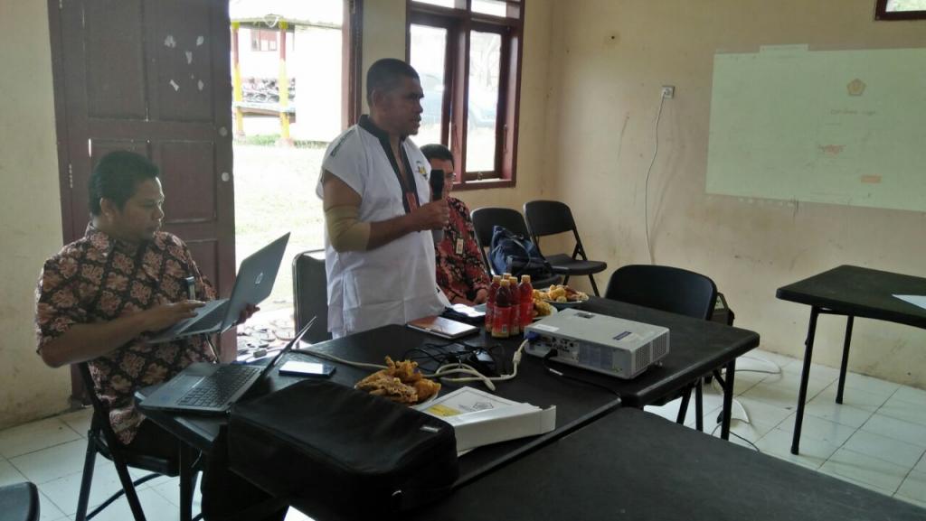 Kepala Markas Brimob memberikan sambutan