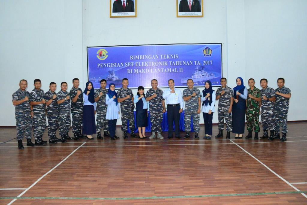 Kegiatan Ditutup dengan Foto Bersama