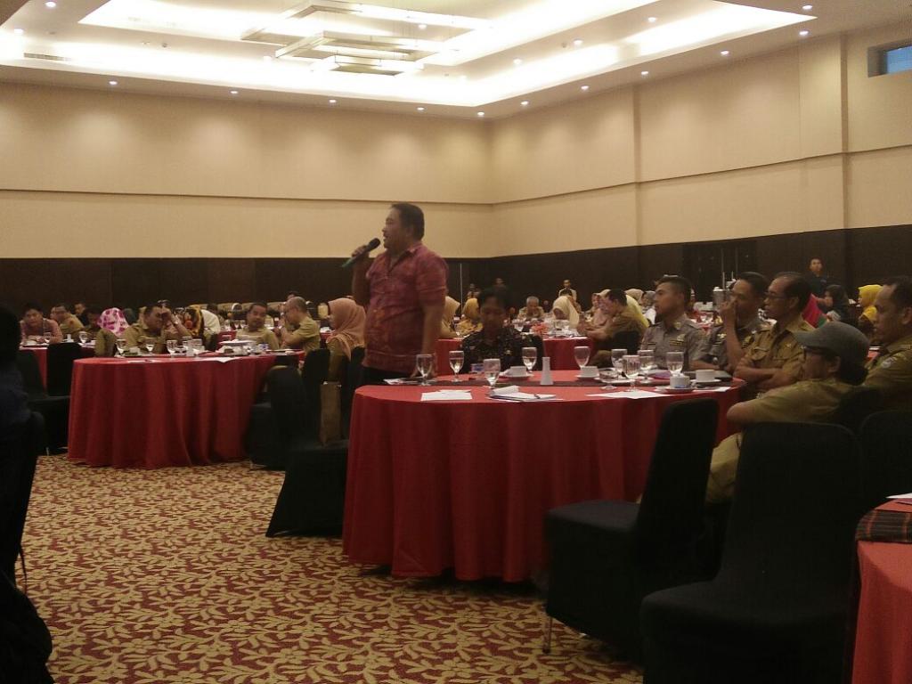 Dialog peserta dengan narasumber