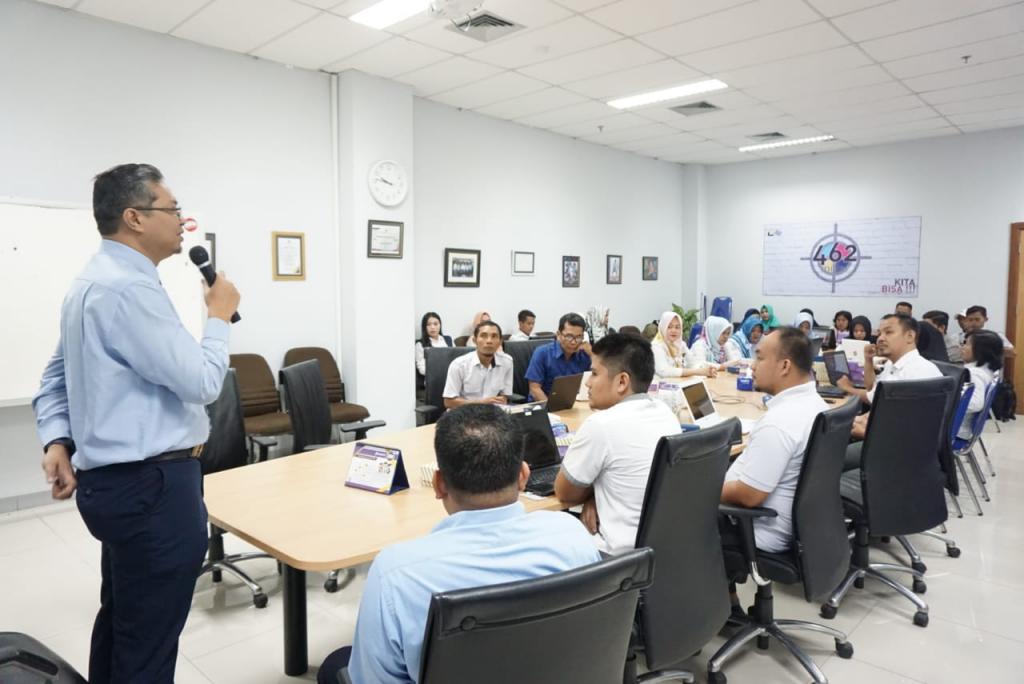 Suasana Bimbingan Teknis Perpajakan pada Bendahara OPD Kabupaten Mamuju