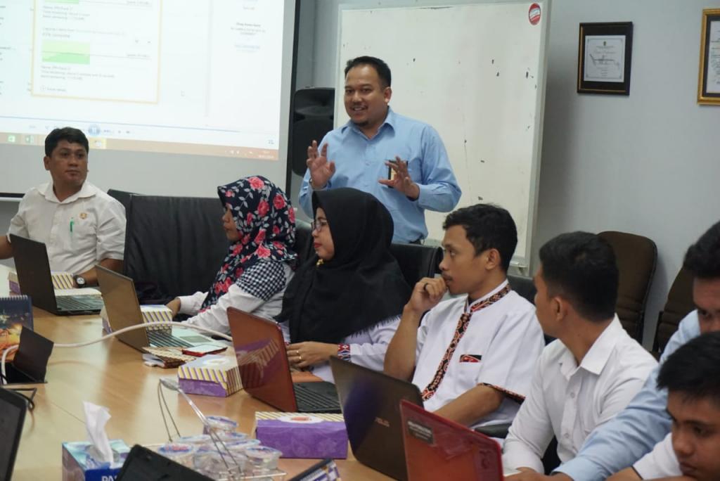 Suasana Bimbingan Teknis Perpajakan pada Bendahara OPD Kabupaten Mamuju