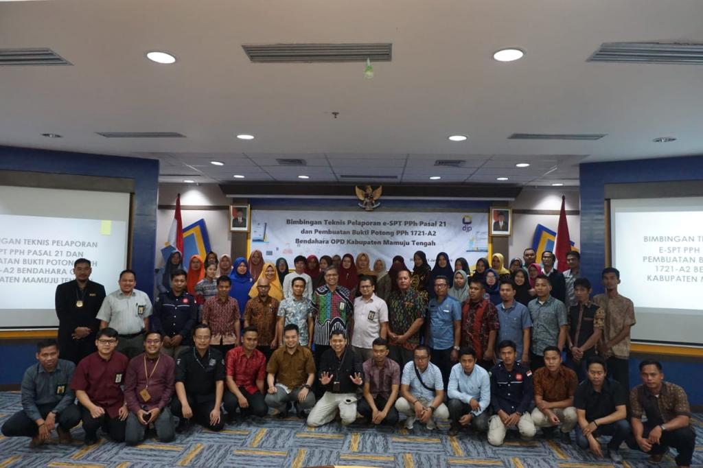 Suasana Bimtek e-SPT dan Bukti Potong Bagi Bendahara Oleh KPP Pratama Mamuju