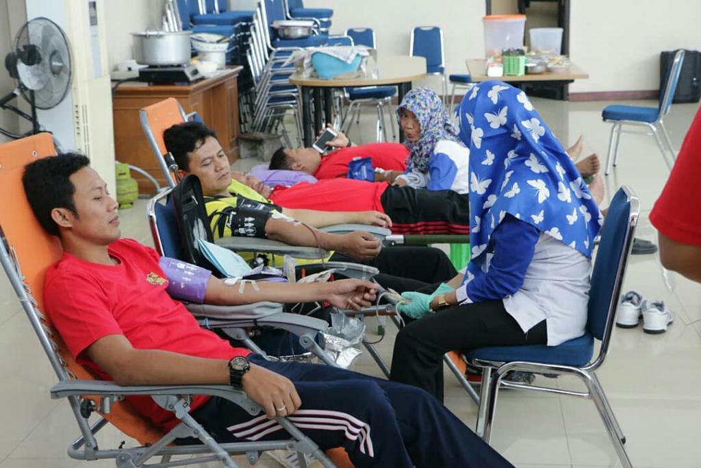 Kegiatan Donor Darah di Aula KPP Pratama Ponorogo