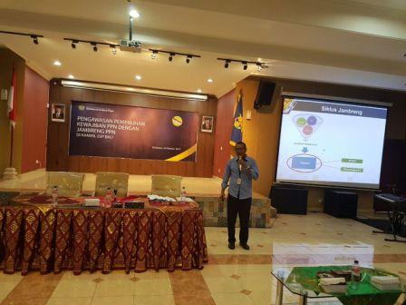 Pemaparan materi oleh Kaliri