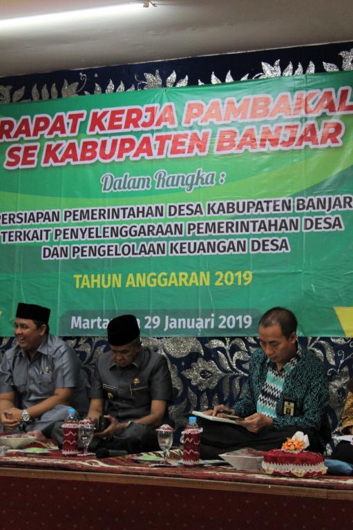 sbg Narsum dalam Raker Pambakal se Kab. Banjar