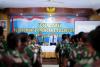Komandan Mako Lantamal XII Pontianak dan Kakanwil DJP Kalbar Berdiri di Podium